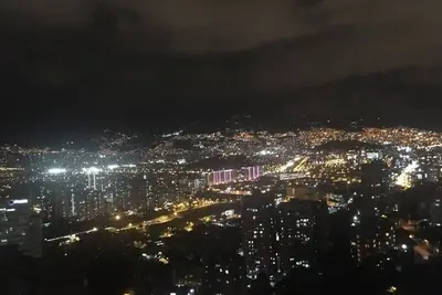 Image de Executive Apartment with an Amazing City View