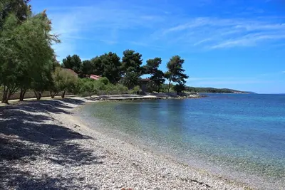 Image de Luxury Beachfront Villa Mediterranean with private heated pool and Jacuzzi at the beach in Mirca - Brac