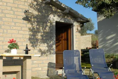 Casa Rina: Detached house with 400 M2 private fenced garden, swimming pool.