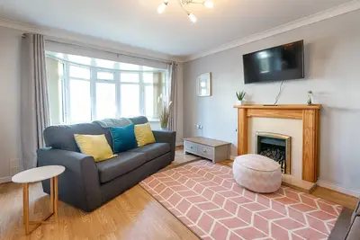 Image de Parking, Garden, En-Suite & Tv's in all Rooms!