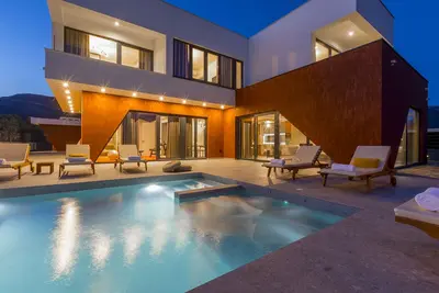 Image de Villa Seven Hearts with heated pool and private basketball court near Split