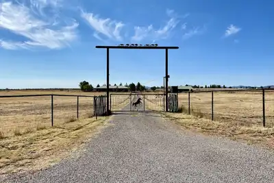 Image de Sunset Ride Ranch /Foreman's house