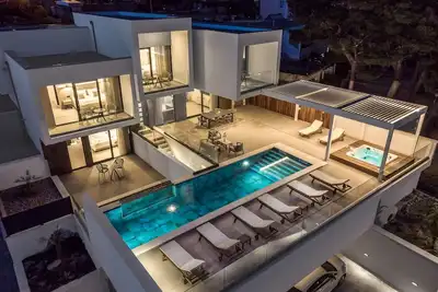 Image de New! Villa Bava with 4 en-suite bedrooms, heated 33 sqm pool