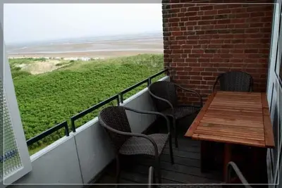 Image de Our cozy Quart awaits you here, with a wide south-facing view of the Halligen