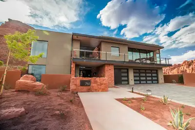 Image de Luxury Service Kg Suite in Private Villa-Sleeps 4 -Daily Hk