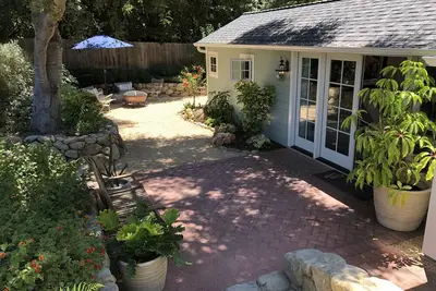 Charming guest cottage in Montecito