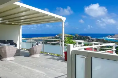 Image de Pacha Apt with Terrace and Panoramic Views!
