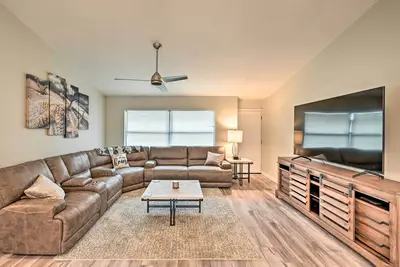 Image de 1 Mi to Golf: Sebring Condo w/ Pool Access!