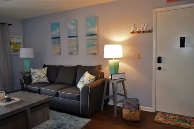 Image de 2 bedroom Condo, Bird Bay Village. Remodeled New New New