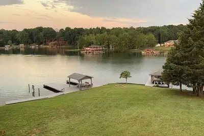 Image de Weekend at Bernie's Lake Anna