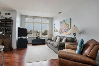 Fully Updated Marina View Condo