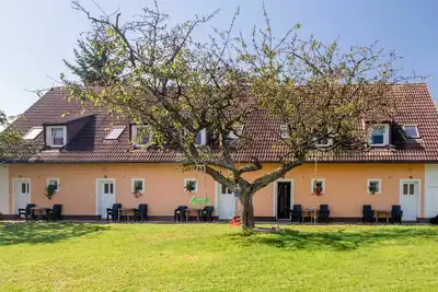 Bel appartement pour 5 personnes avec Wifi, patio, animaux admis, vue panoramique et parking