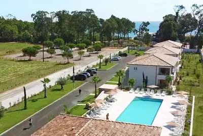 Image de Bel appartement pour 6 personnes avec climatisation, piscine, Wifi, Tv, terrasse et animaux admis