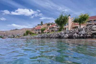 Lake Chelan Shores Condo