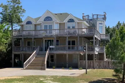 Image de Oceanside home In Corolla with private pool & hot tub, dog-friendly