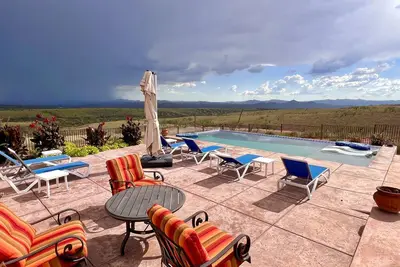 Image de RoadRunner Guest house at Birdsong Retreat