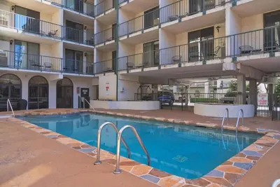 Image de Unit 403  - Free Attraction Ticket with Each night Stay Including Dollywood