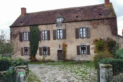 Image de Grande maison de maître avec piscine chauffée dans le Berry