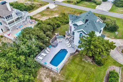 Image de Oceanside Corolla w/ Private Pool, Hot Tub & Rec Room, Dog Friendly