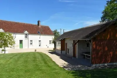 Image de Gîte familial 12 pers. proche Valençay, ZooParc de Beauval et Châteaux de la Loire, parc arboré et jeux