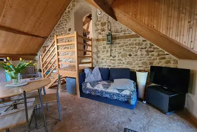 Image de Maison de charme avec piscine, proche de la Creuse et attractions touristiques