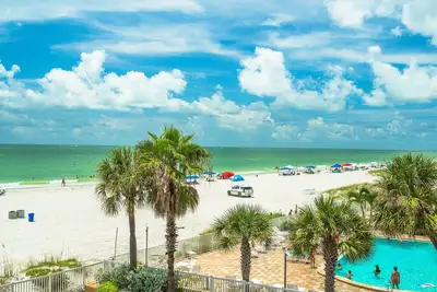Beach Place 211 Gulf Front 3 Br