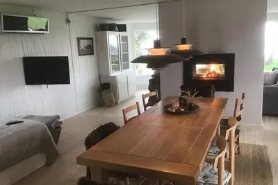 Image de 4 bedroom accommodation in Føllenslev