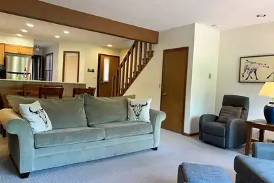 Image de Centrally located condo with furnished deck, amazing Teton views, & fireplace