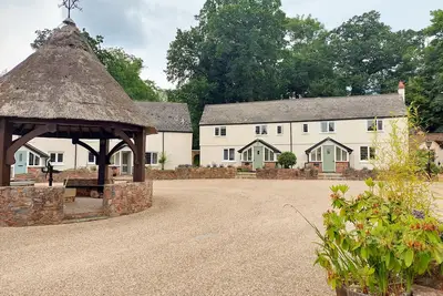Image de Pumphouse Cottage, pet friendly, with a garden in Uffculme