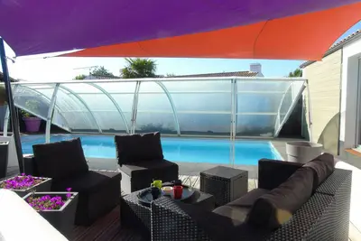 Image de Logement entier avec piscine privée