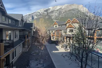 Image de Scenic Mountain *Outdoor Hot Tub* 1 Bedroom + Den