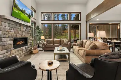 Image de The Perfect Suncadia Retreat for Large Families! Hot Tub | Pet Friendly
