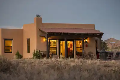 Image de Viento del Rio - Abiquiu Casita W/Private Hot Tub