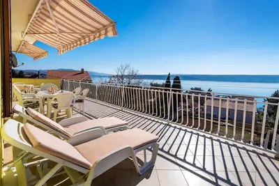 Bel appartement à Maslenica