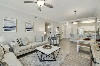 Image de Updated Scottsdale Condo Near Golf Courses, Malls, Mayo Clinic