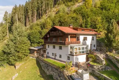 Image de Appartement spacieux en lisière de forêt