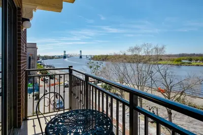 Image de Balcony sunset river views - Free parking - Dt
