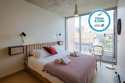 Image de Two Bedroom Superior Apartment with Street View