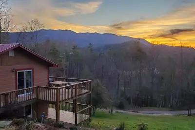 Image de Majestic Peak - Mountain Views and Lake Access