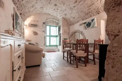 Image de Biancocalce, The Little White Houses