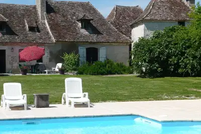 Image de luxury gite for couples, no children. Peace, great views, large pool and spa.