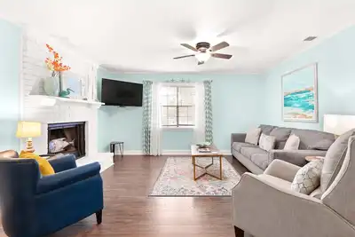 Image de Castaway Cottage | Easy Walk to Beach