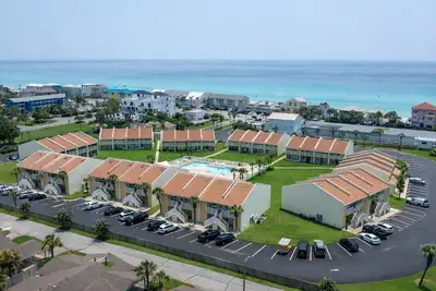 Image de 3a, Rumrunner Retreat