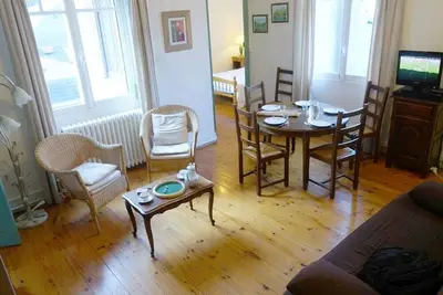 Image de Superbe T3 pour 7 pers. avec Wi-Fi et Parking à Luchon