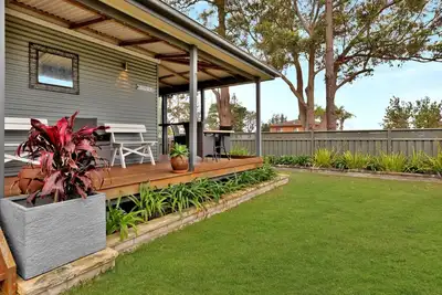 Image de Whale Song - pet-friendly home steps to the beach