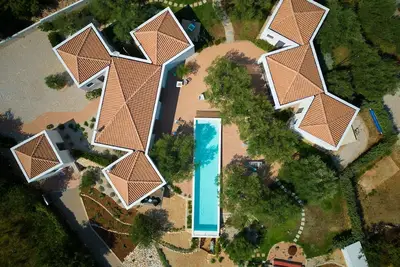 Image de Maison de vacances Krk (Stadt) pour 1 - 10 personnes avec 5 chambres à coucher - Maison de vacances