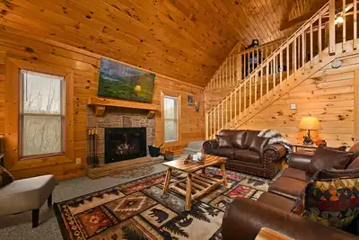 Image de Perfect Cabin with Hot Tub, Grill, Ev Charger