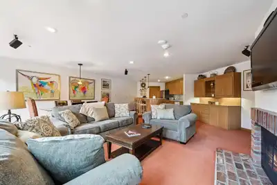 Image de Vb | 2 Br Condo in Lionshead - Hot Tub, Near Lifts