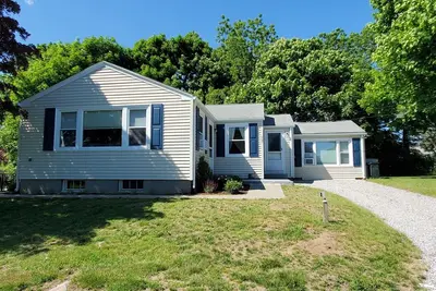 Image de 3 Beds, 2 Bath, Close to beaches, Restaurants, Bi Ferry, Sunset Views!