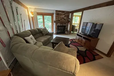 Image de Mount Snow Timber Creek Townhouse with Pool and Ski Shuttle